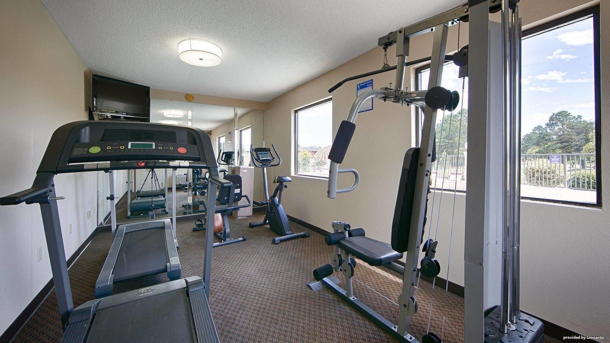 Days Inn & Suites By Wyndham Warner Robins Near Robins Afb Exteriör bild